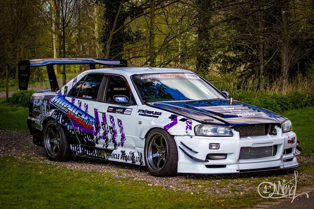 Lee Barker Skyline R34 Cosmis XT-006r